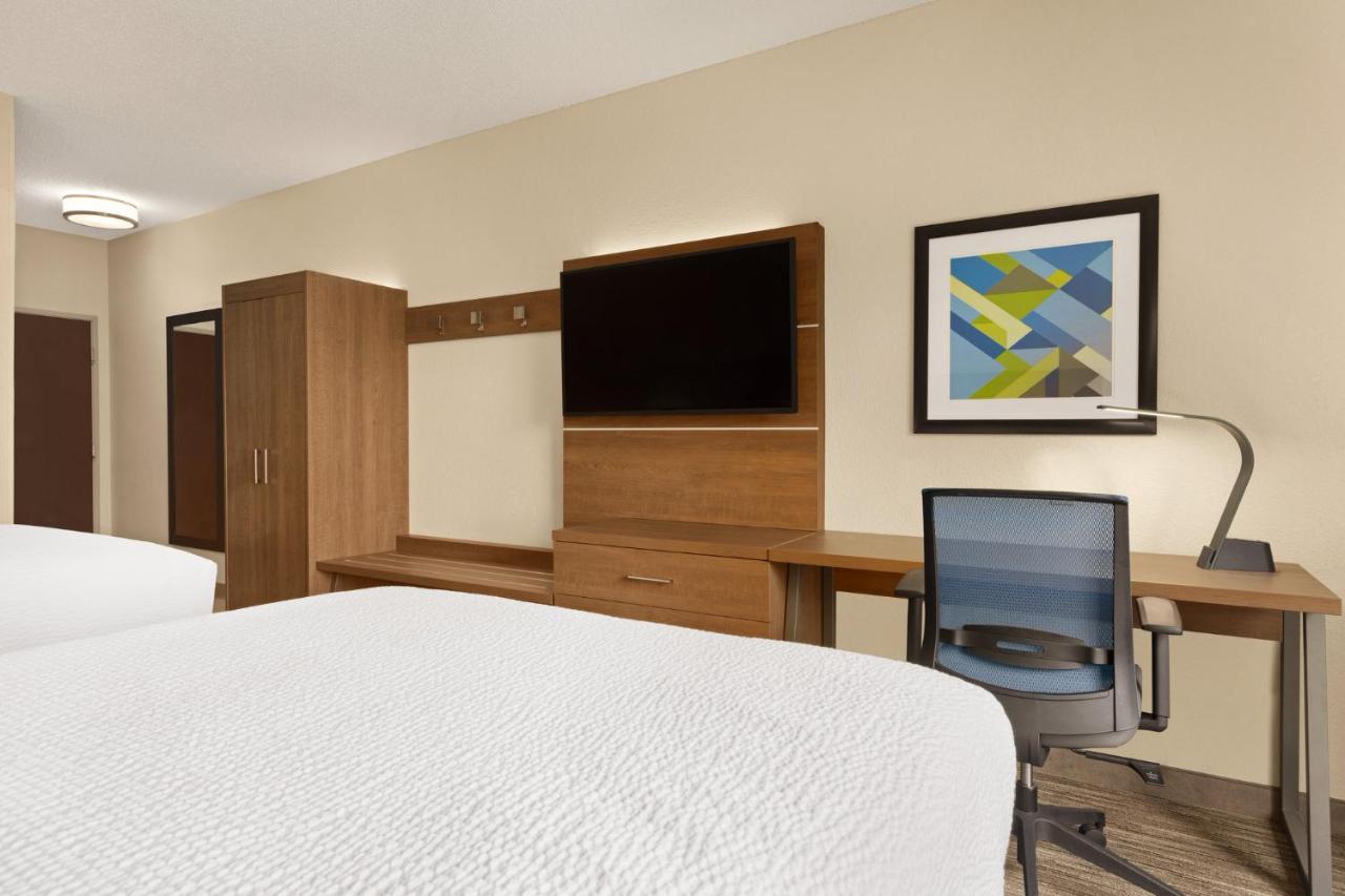 Holiday Inn Express Hotel And Suites Akron South-Airport Area, An Ihg Hotel Eksteriør billede